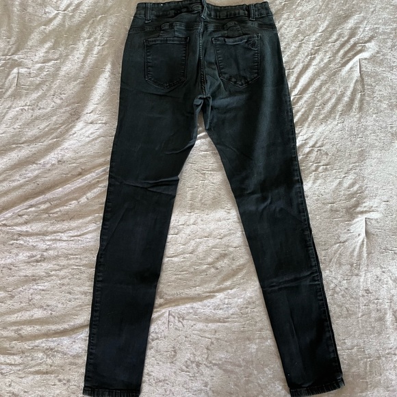 VIP Jeans - Picture 3 of 4